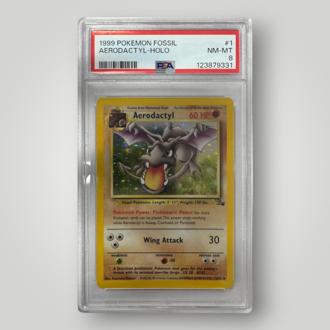 1999 Pokemon Fossil Aerodactyl-Holo PSA 8