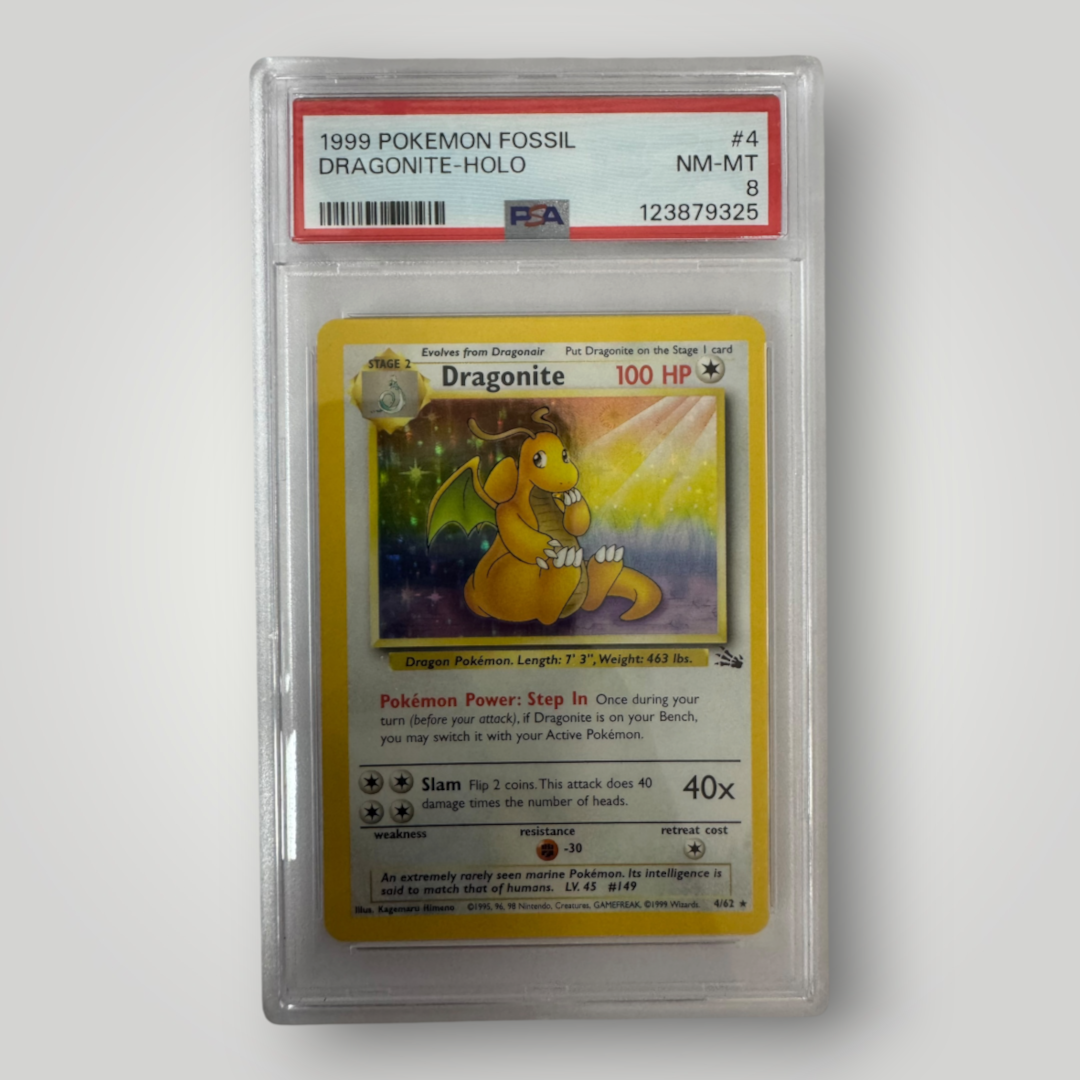 1999 Pokemon Fossil Dragonite-Holo PSA 8