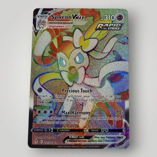 Sylveon VMax 211/203