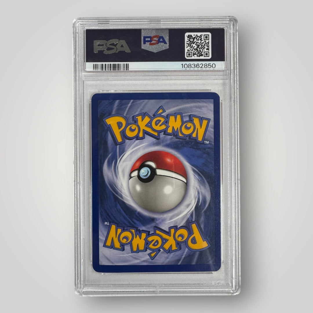 Lapras 10/32 PSA graded 8