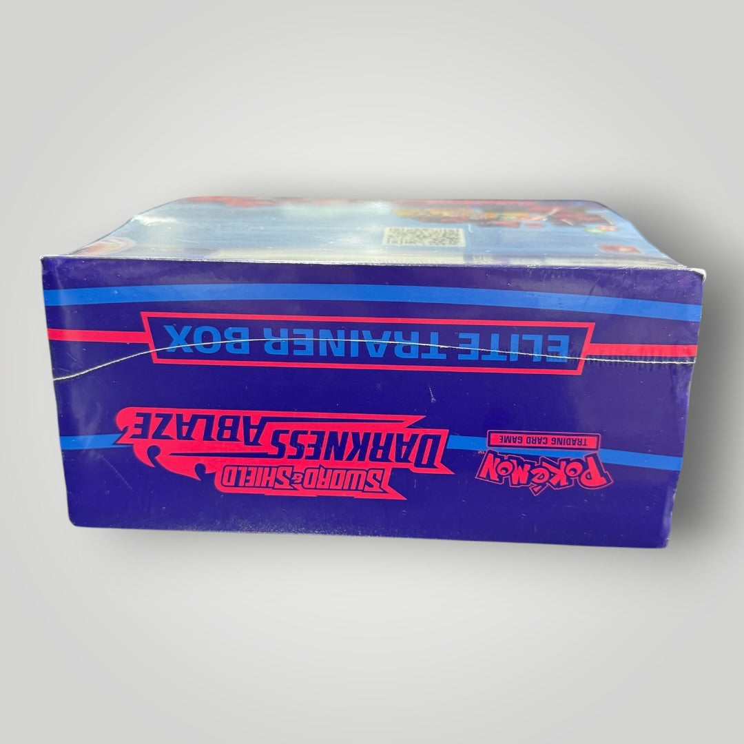 Darkness Ablaze Elite Trainer Box