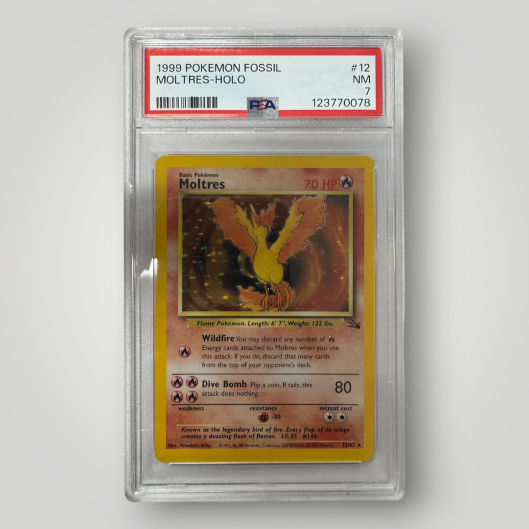 1999 Pokemon Fossil Moltres-Holo PSA 7
