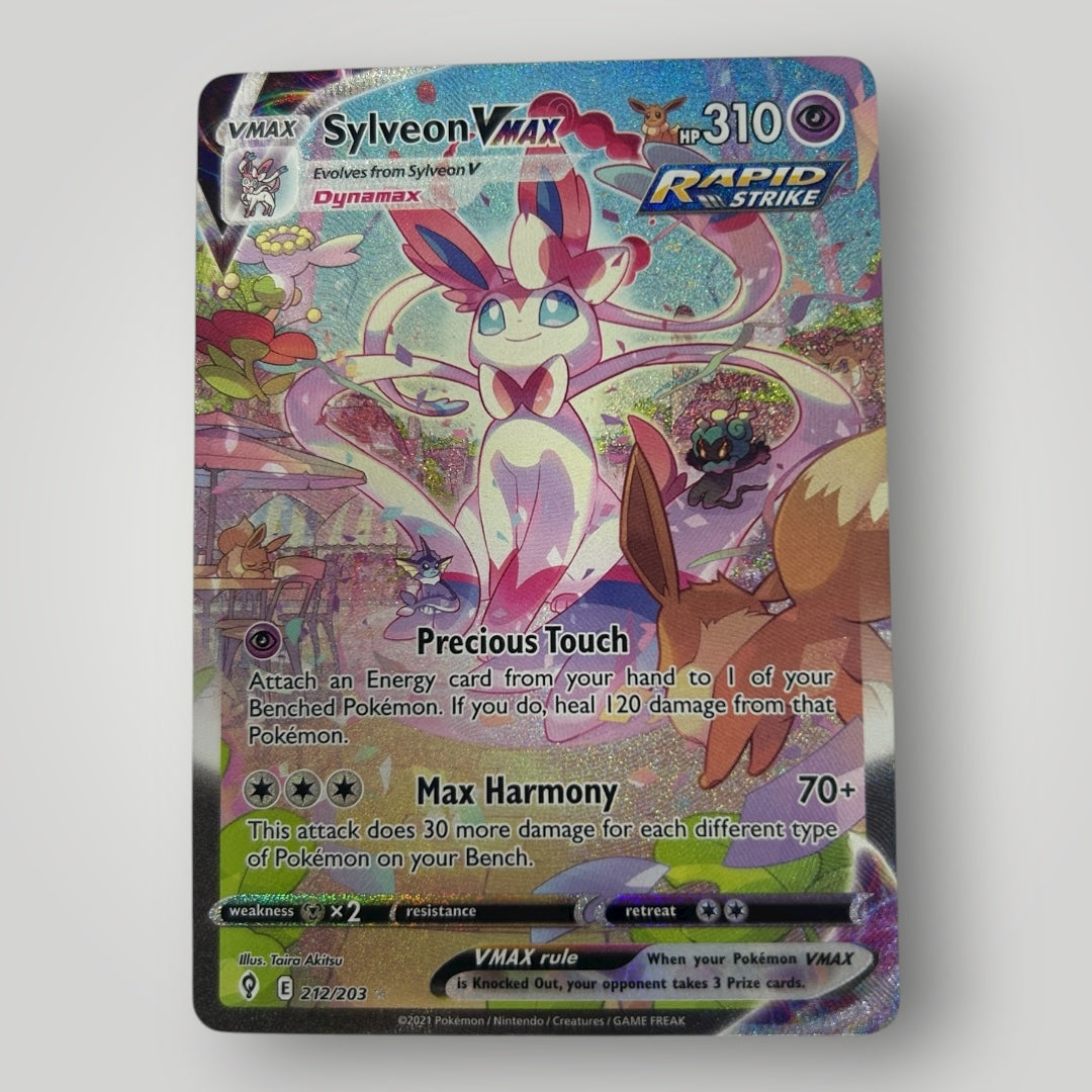 Sylveon Vmax 212/203